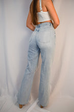 Load image into Gallery viewer, 90s Vintage Flare Jeans
