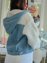Load image into Gallery viewer, Denim Contrast Jacket
